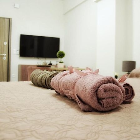 Dionisooss Apartment Atena Exterior foto